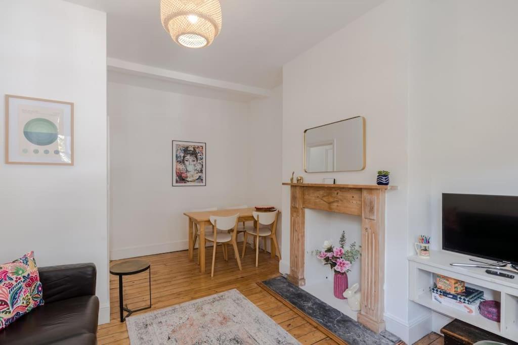 The Oval Abode Apartment Londra Exterior foto