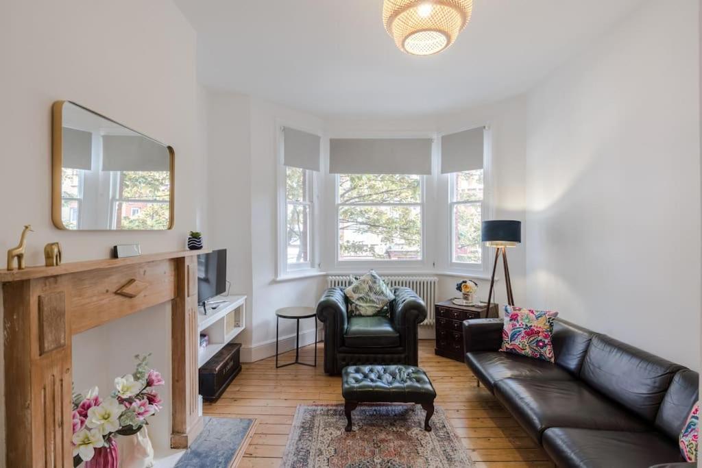 The Oval Abode Apartment Londra Exterior foto